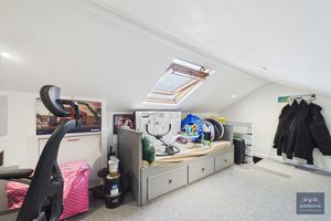 Photo 22- click for photo gallery